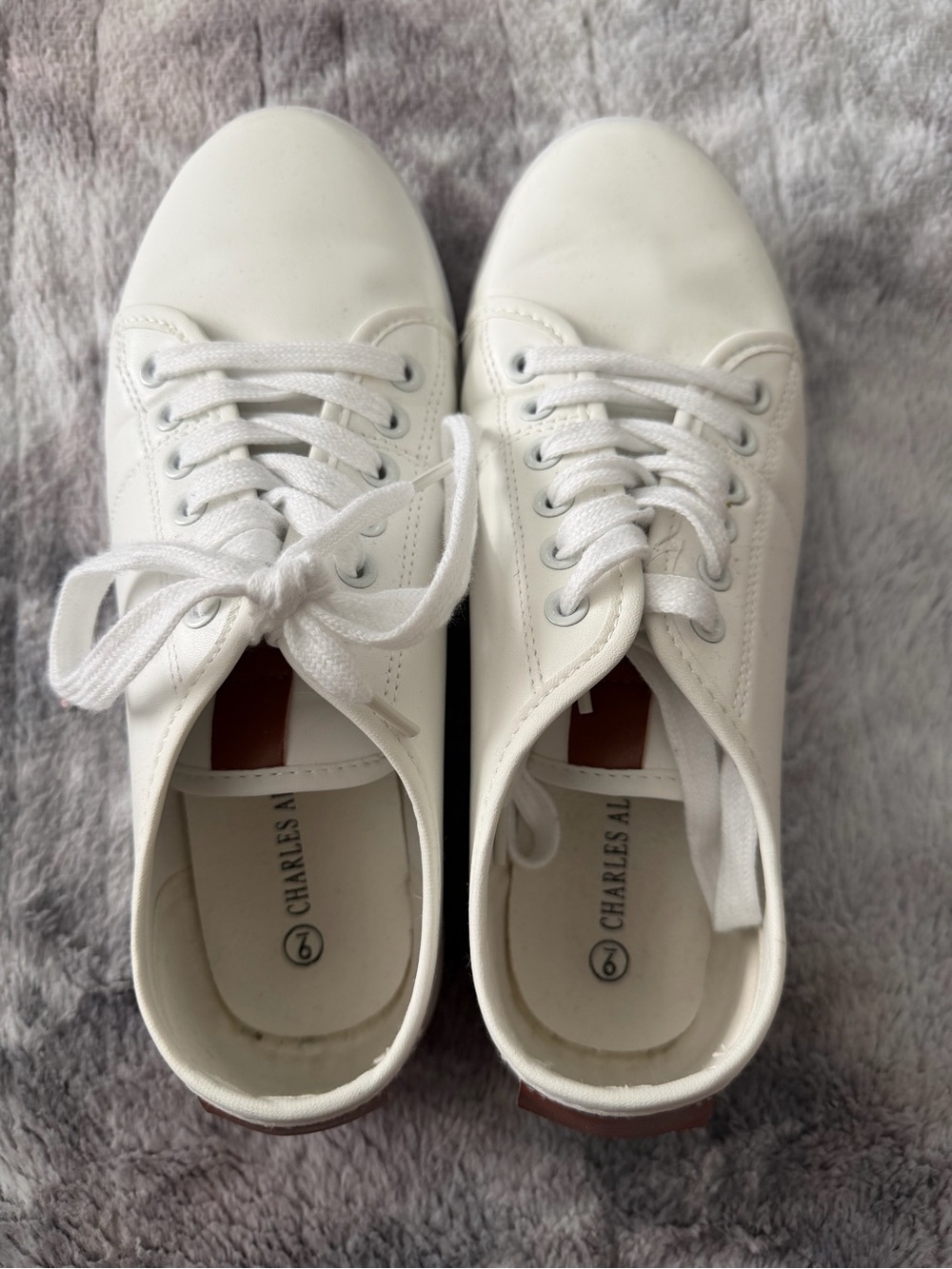 Charles Albert Classic All-White Women's Sneakers